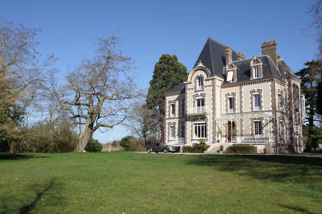 Chateau De La Folie Trie-Château Eksteriør bilde